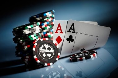 Live dealer interaction on Playtech table via bolahiu link